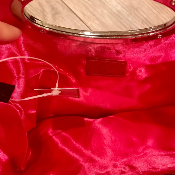 Purses - Picture 5 of 5